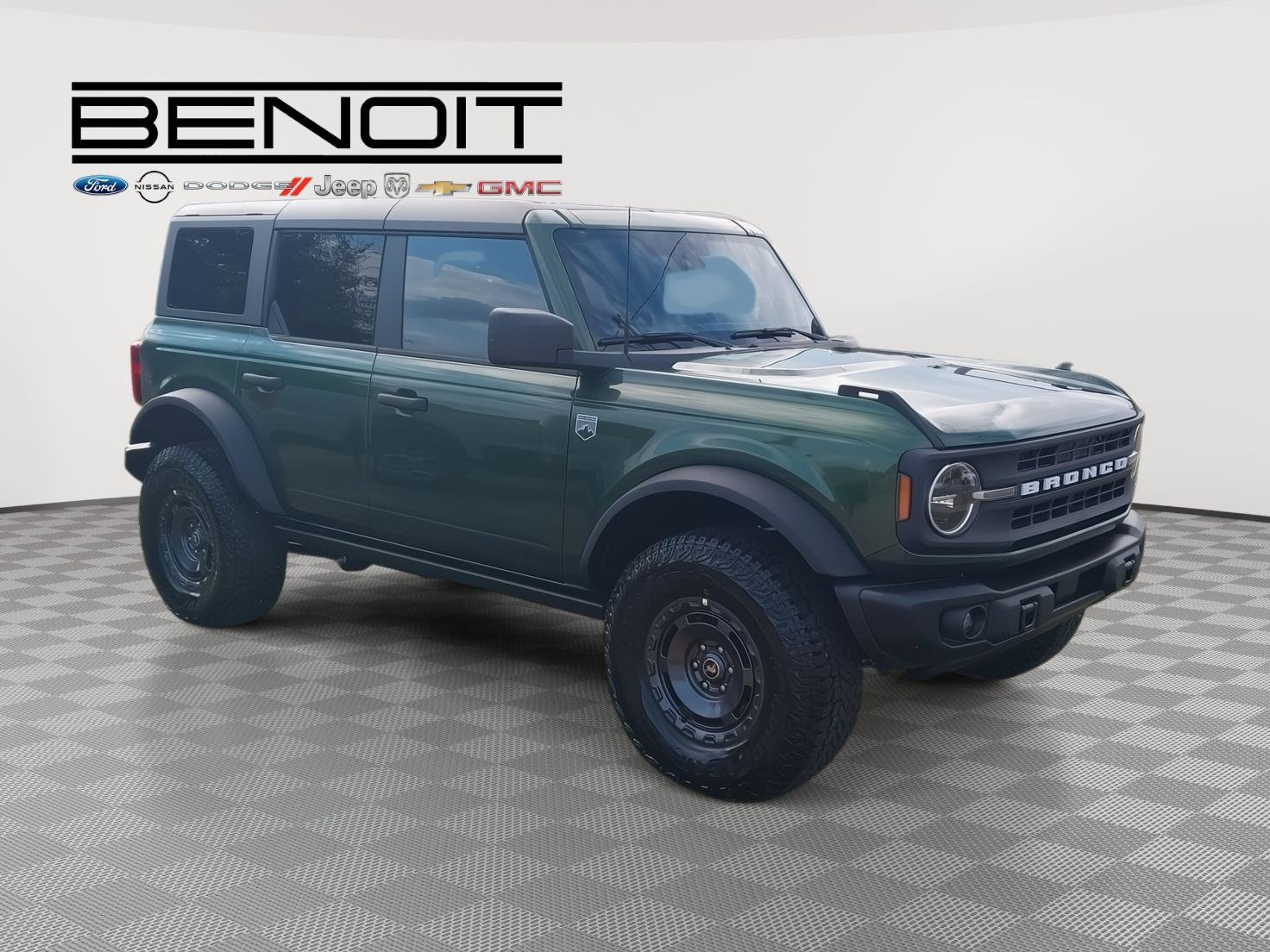 New 2025 Ford Bronco Big Bend w/ Black Diamond Package image 5