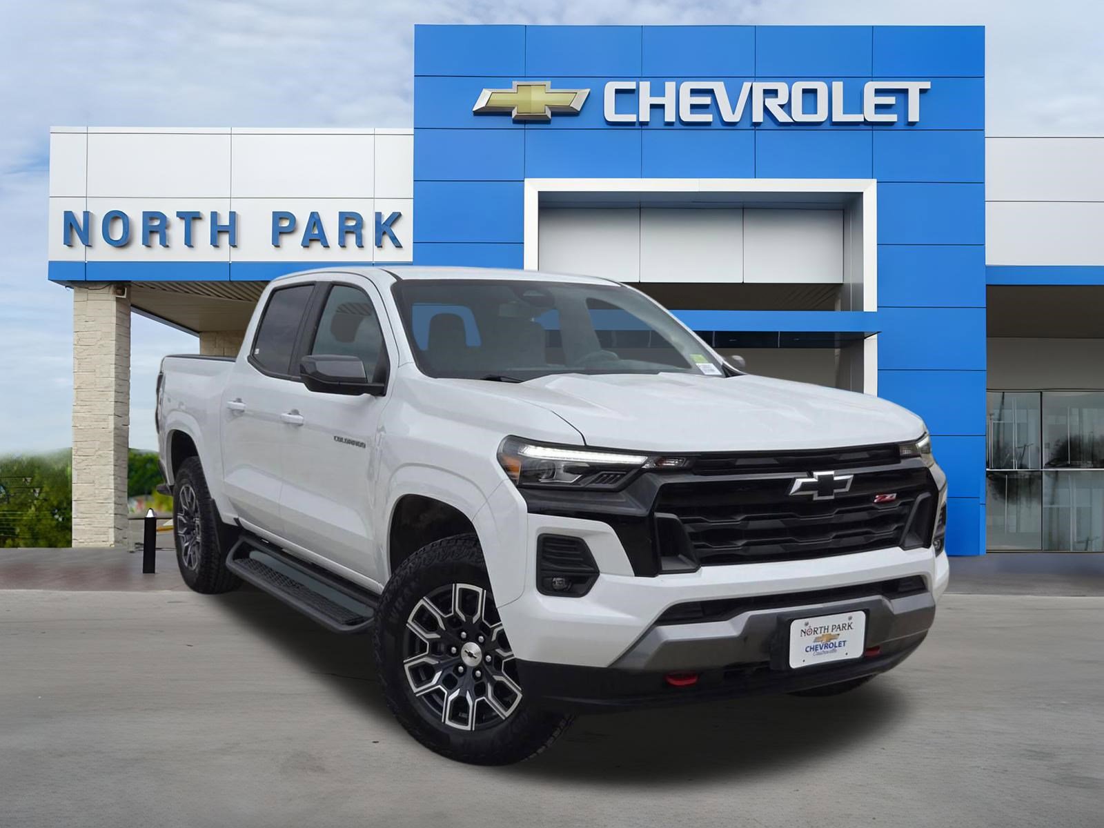 Certified 2025 Chevrolet Colorado Z71 AWD/4WD image 1