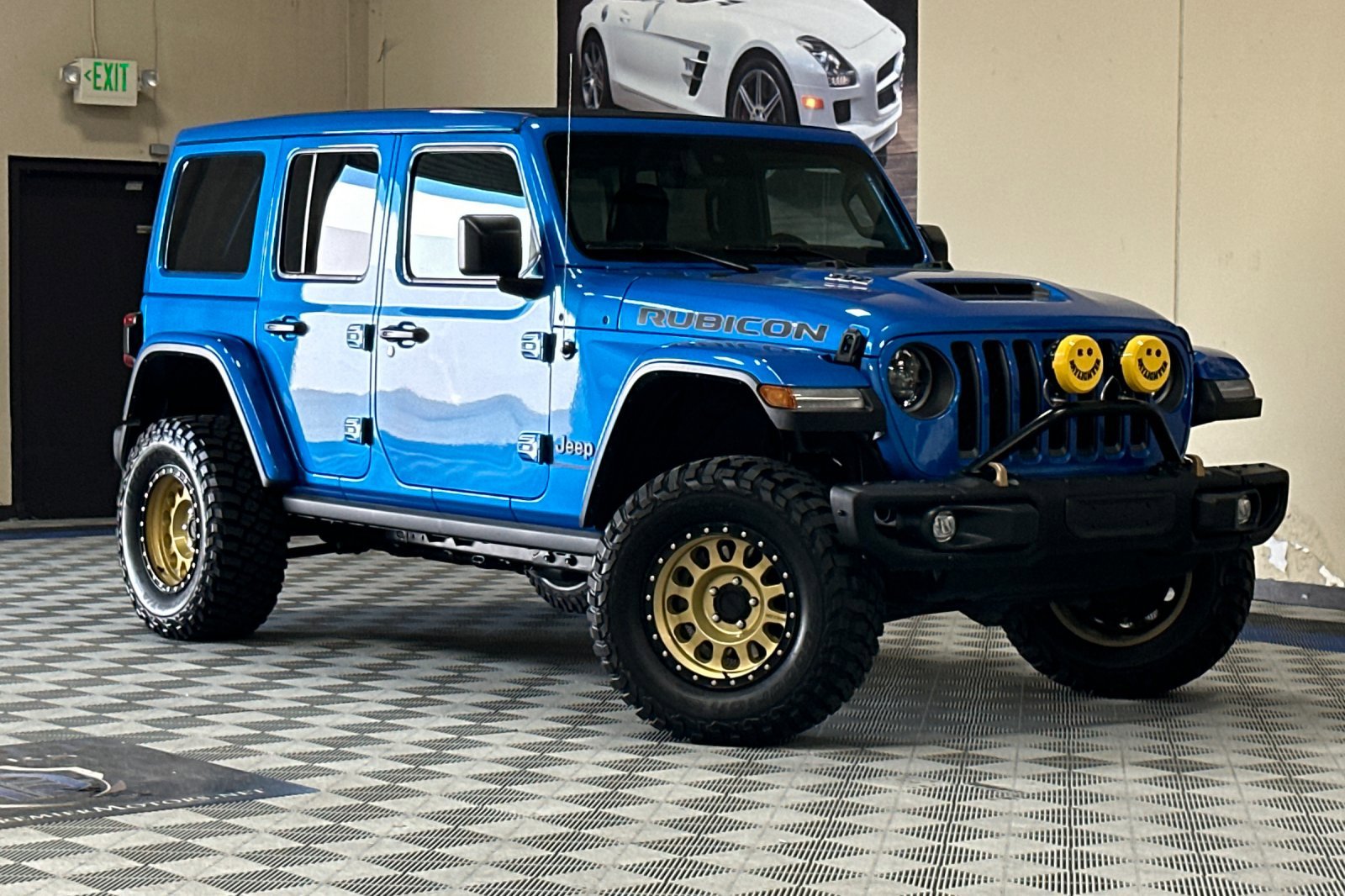 Used 2023 Jeep Wrangler Unlimited Rubicon 392 w/ Trailer Tow Package image 2