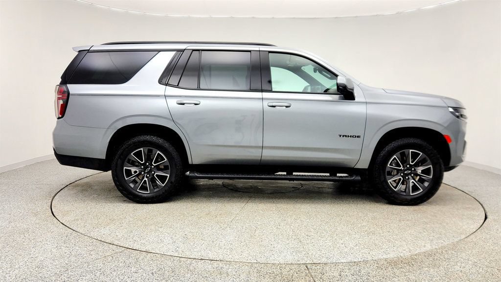 Used 2023 Chevrolet Tahoe Z71 w/ Luxury Package AWD/4WD image 4