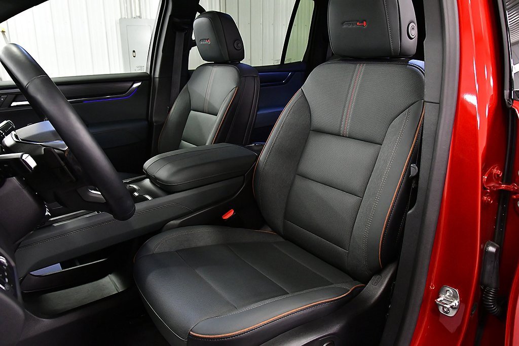 Used 2024 GMC Acadia AT4 w/ LPO, Floor Liner Package image 26