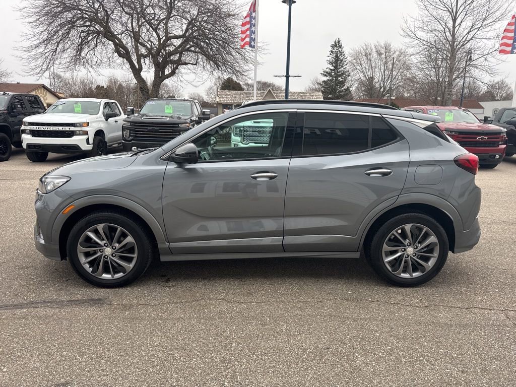 Used 2020 Buick Encore GX Essence w/ Advanced Technology Package image 8