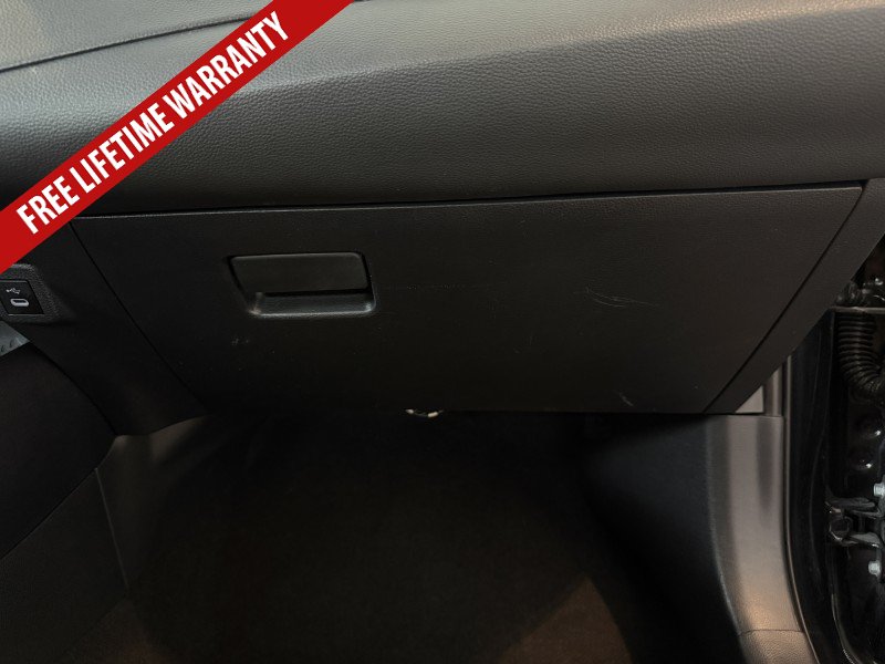 Used 2023 Toyota Corolla LE FWD image 33