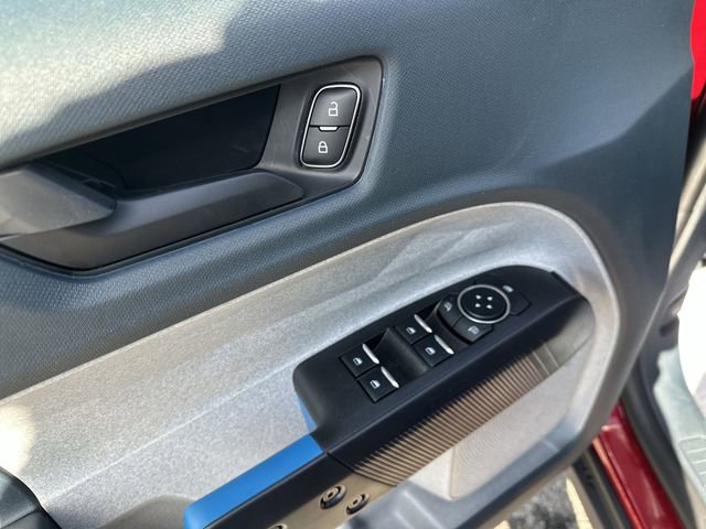 New 2025 Ford Maverick XLT image 17