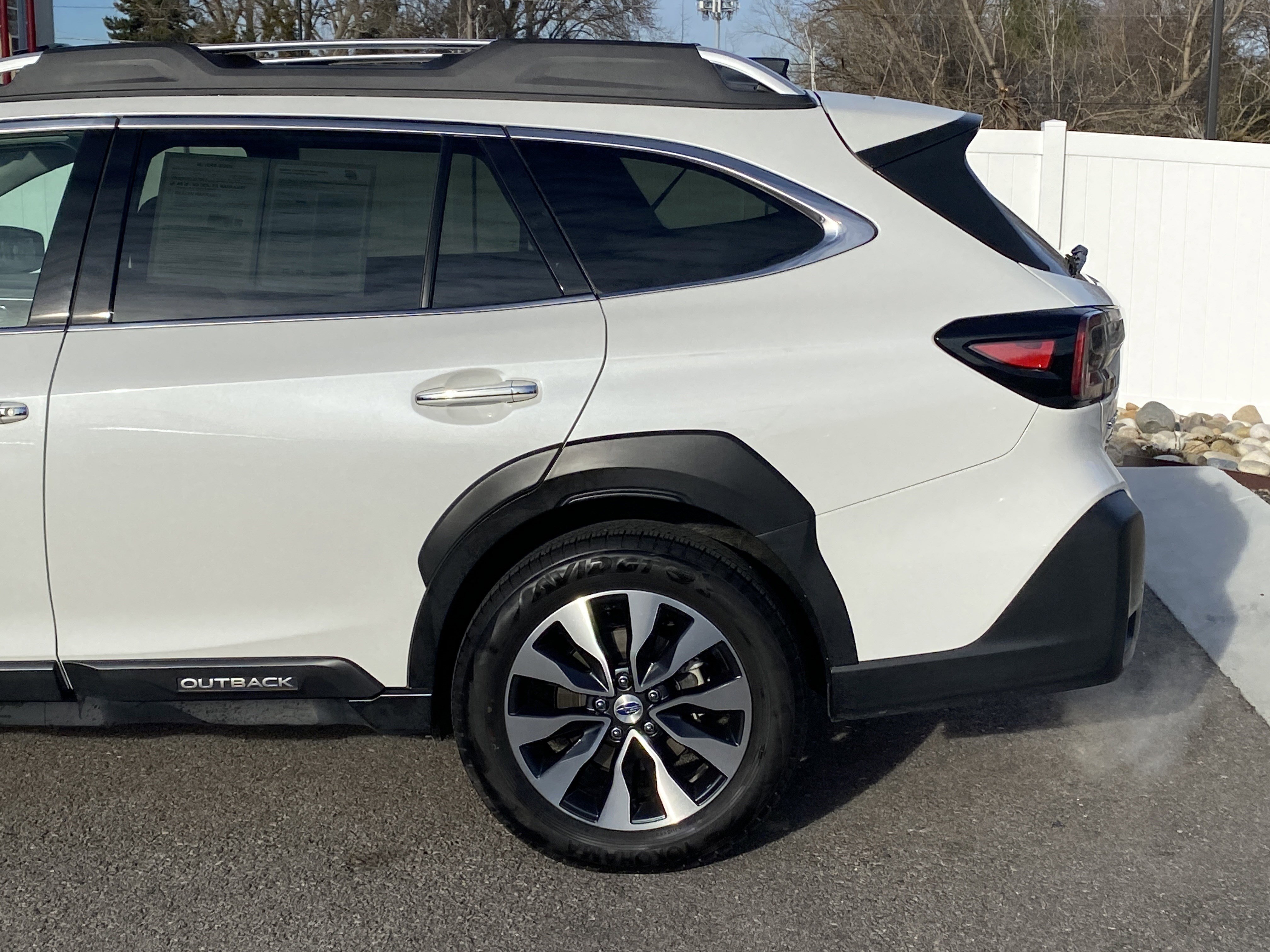 Used 2024 Subaru Outback Touring XT image 4