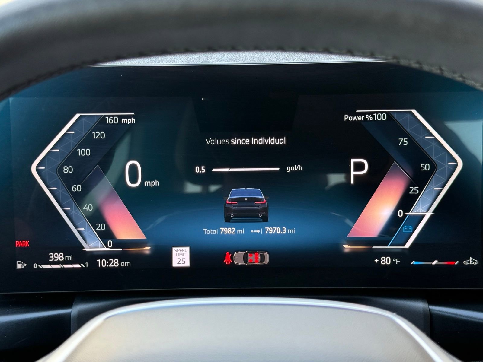 Used 2025 BMW 330i Sedan w/ Premium Package image 33