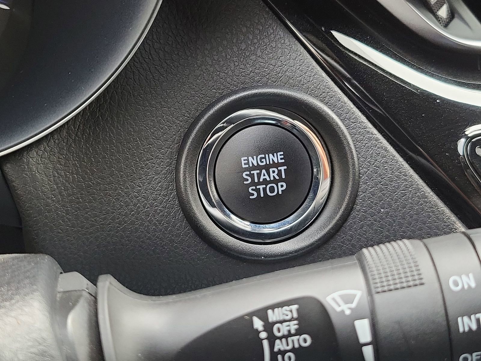 Used 2019 Toyota C-HR Limited image 19