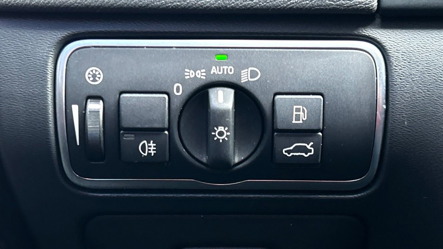 Used 2015 Volvo S60 T5 Premier image 23