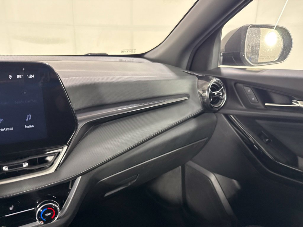 Used 2025 Chevrolet Equinox LT AWD/4WD image 28