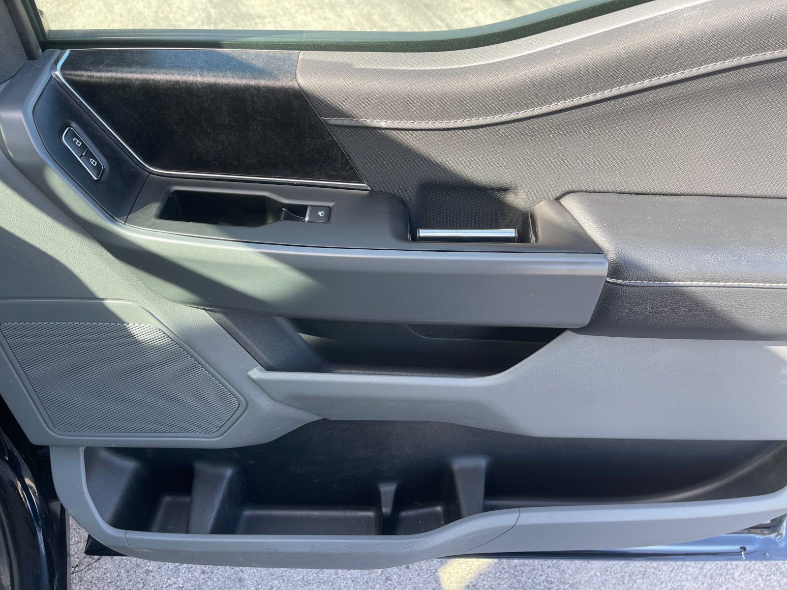 Used 2023 Ford F150 XLT w/ Equipment Group 301A Mid image 18