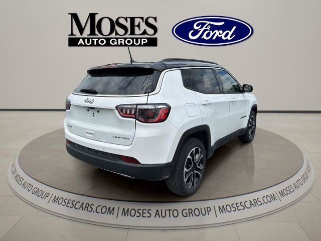Used 2023 Jeep Compass Limited AWD/4WD image 3