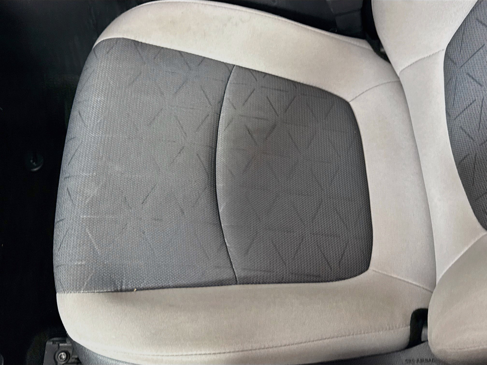 Certified 2024 Toyota RAV4 XLE w/ Convenience Package FWD image 17