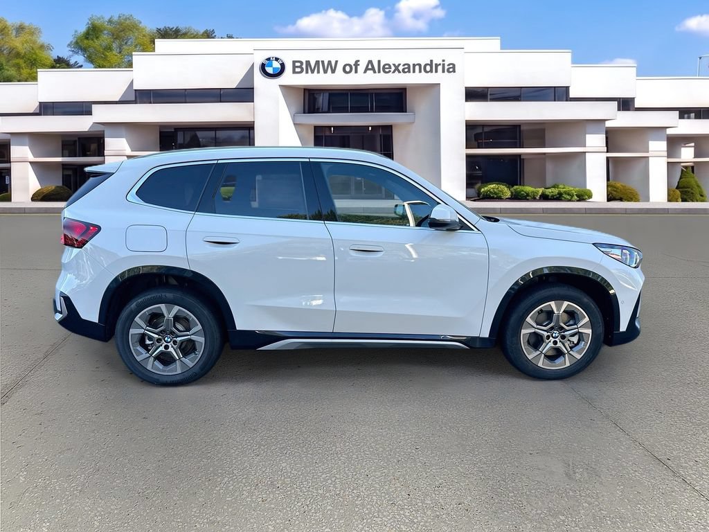 New 2027 BMW X1 xDrive28i AWD/4WD image 4