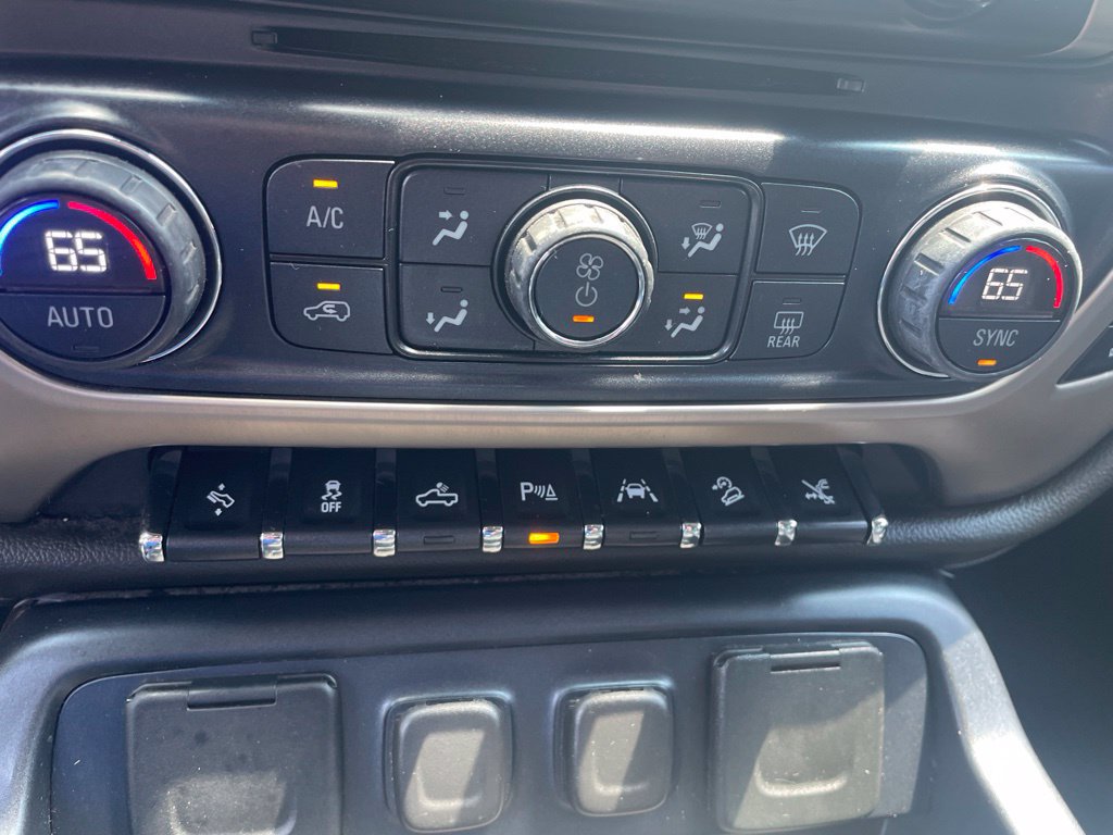 Used 2016 GMC Sierra 1500 Denali w/ Enhanced Driver Alert Package AWD/4WD image 22