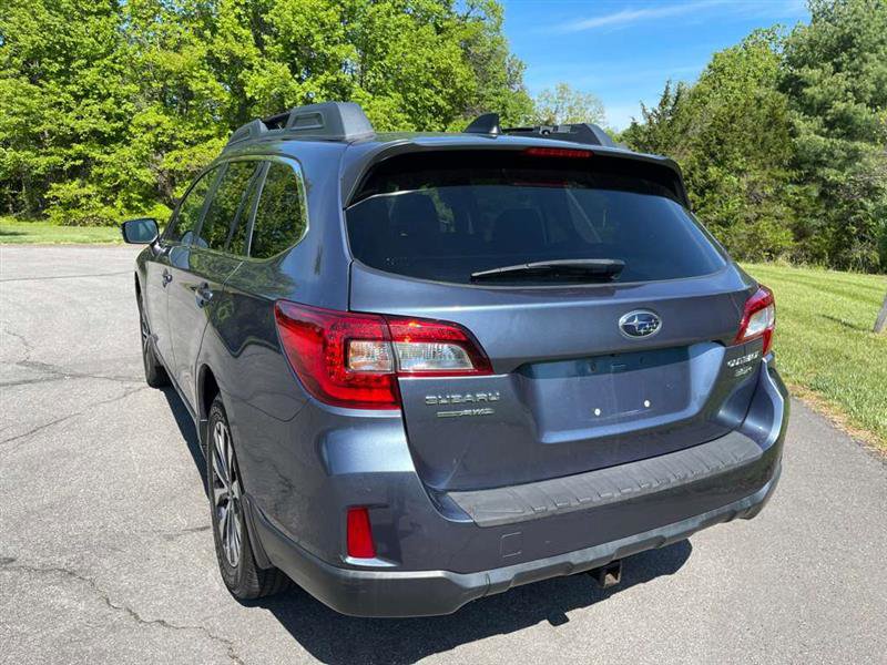 Used 2016 Subaru Outback 3.6R Limited AWD/4WD image 12