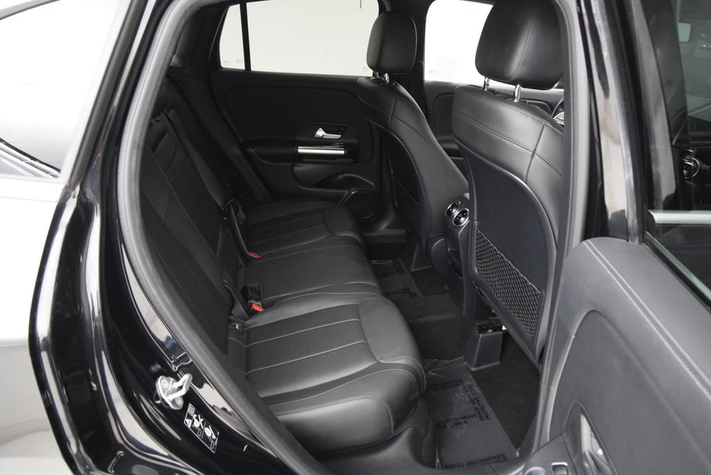Certified 2021 Mercedes-Benz GLA 250 4MATIC image 18