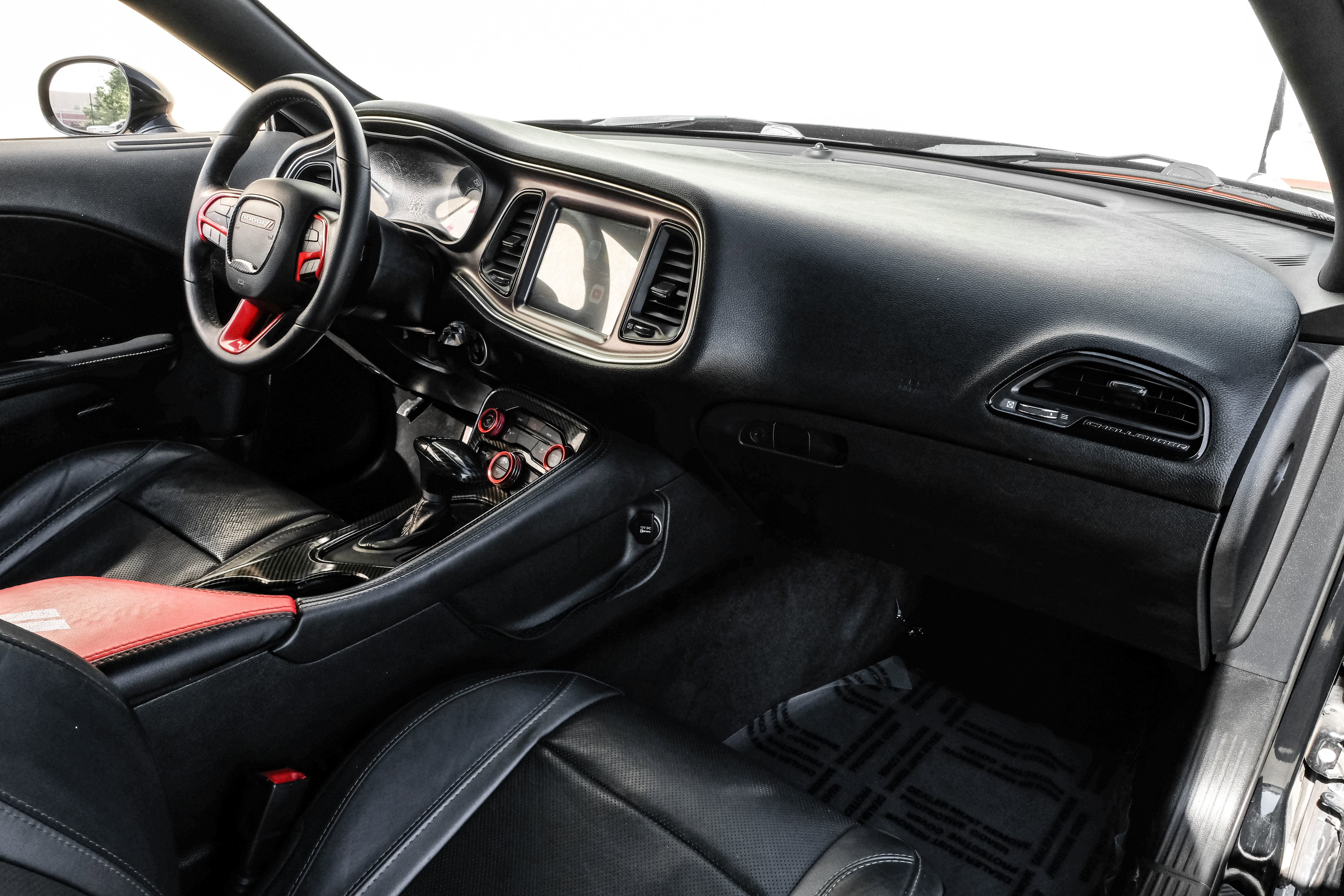 Used 2016 Dodge Challenger R/T Plus image 11