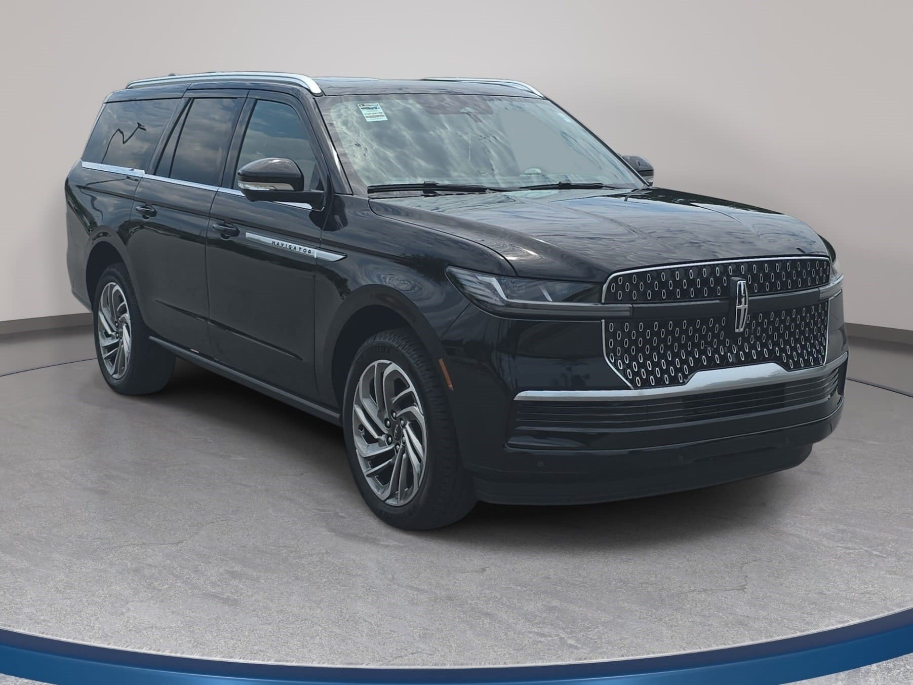 New 2026 Lincoln Navigator L Reserve AWD/4WD image 3