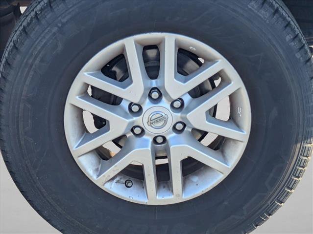 Used 2016 Nissan Frontier SV RWD image 16