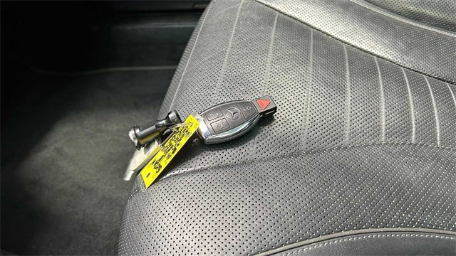 Used 2015 Mercedes-Benz S 550 4MATIC Sedan image 26