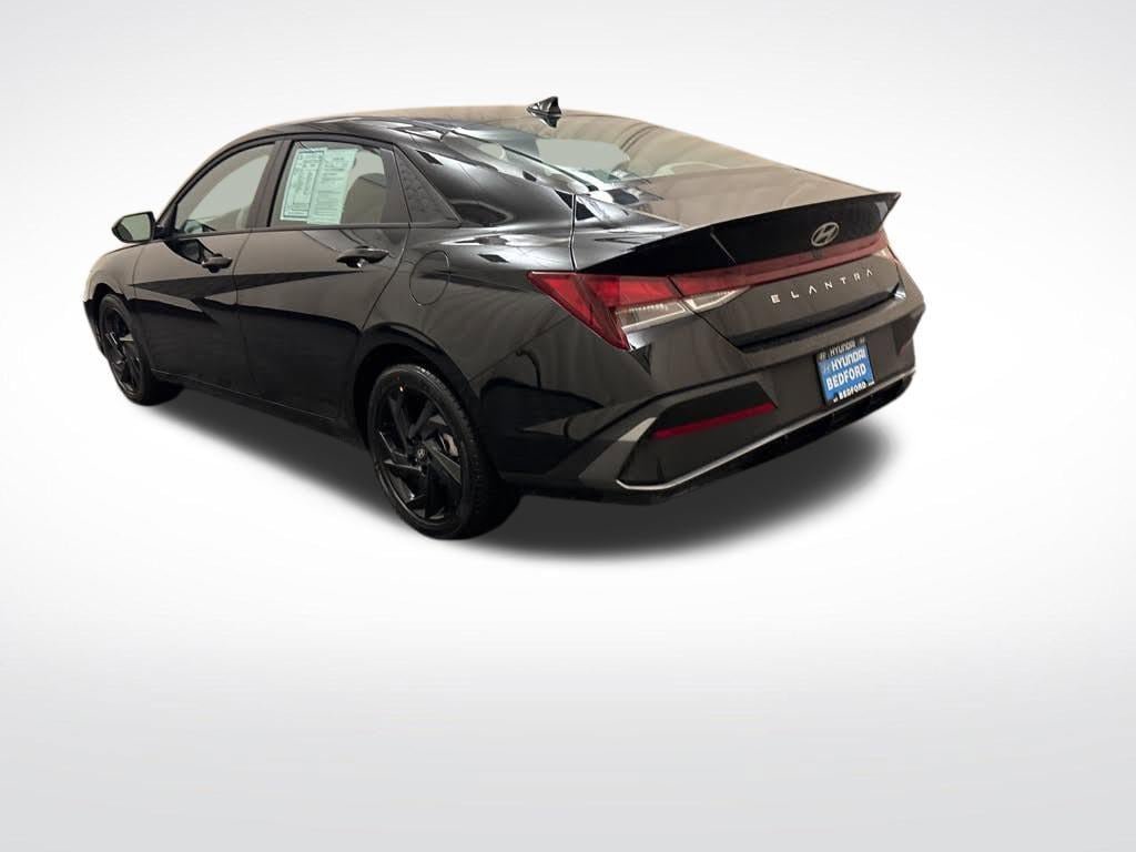 New 2026 Hyundai Elantra Sport FWD image 7