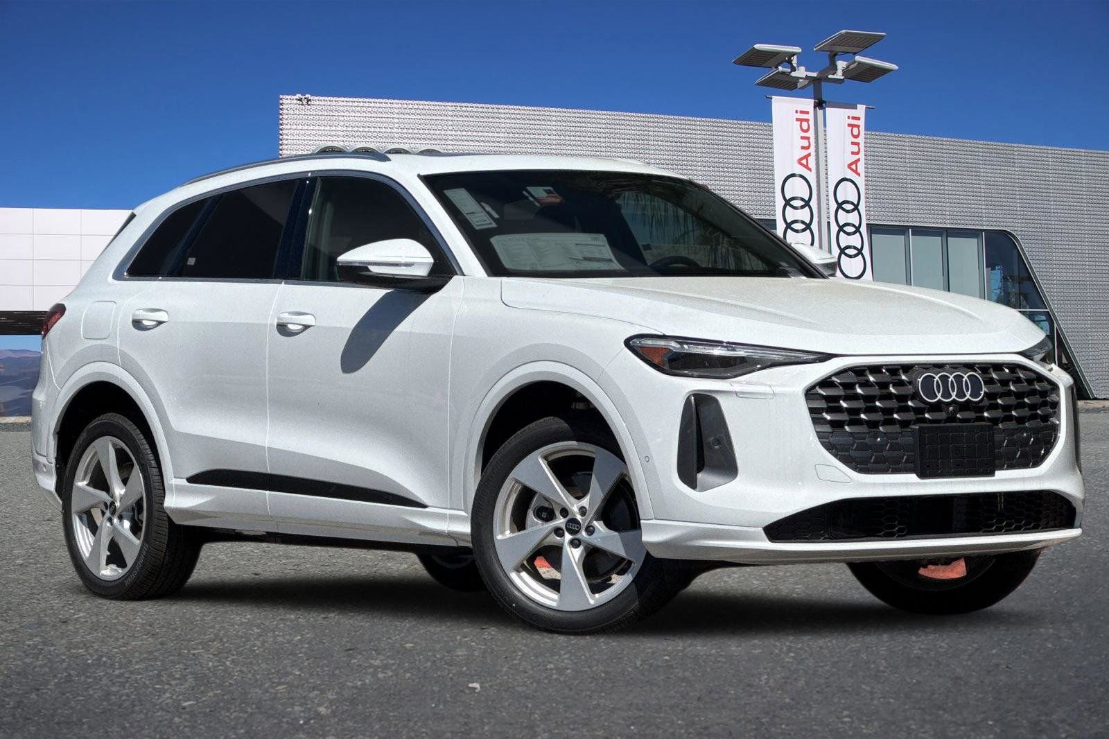 New 2025 Audi Q5 2.0T Premium Plus image 2