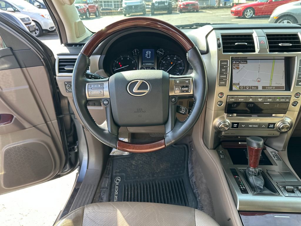 Used 2015 Lexus GX 460 w/ Premium Package image 14