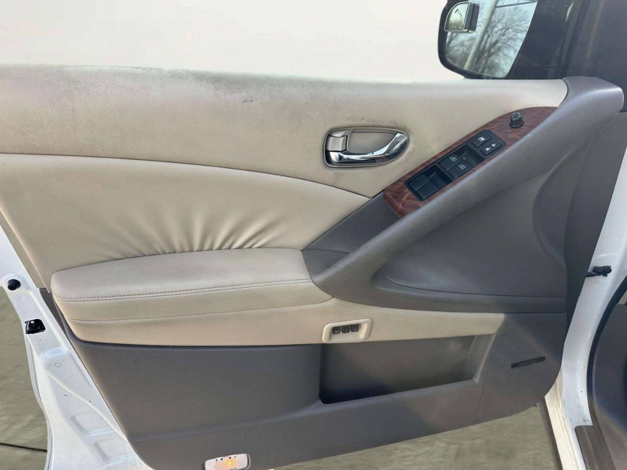 Used 2010 Nissan Murano LE AWD/4WD image 14