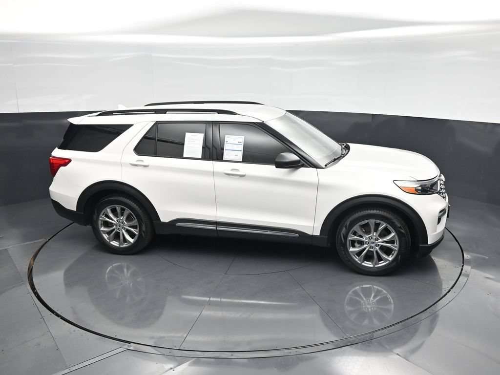 Certified 2021 Ford Explorer XLT w/ Equipment Group 202A RWD image 50