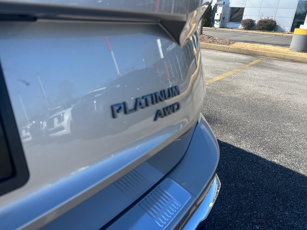 New 2026 Nissan Rogue Platinum image 10