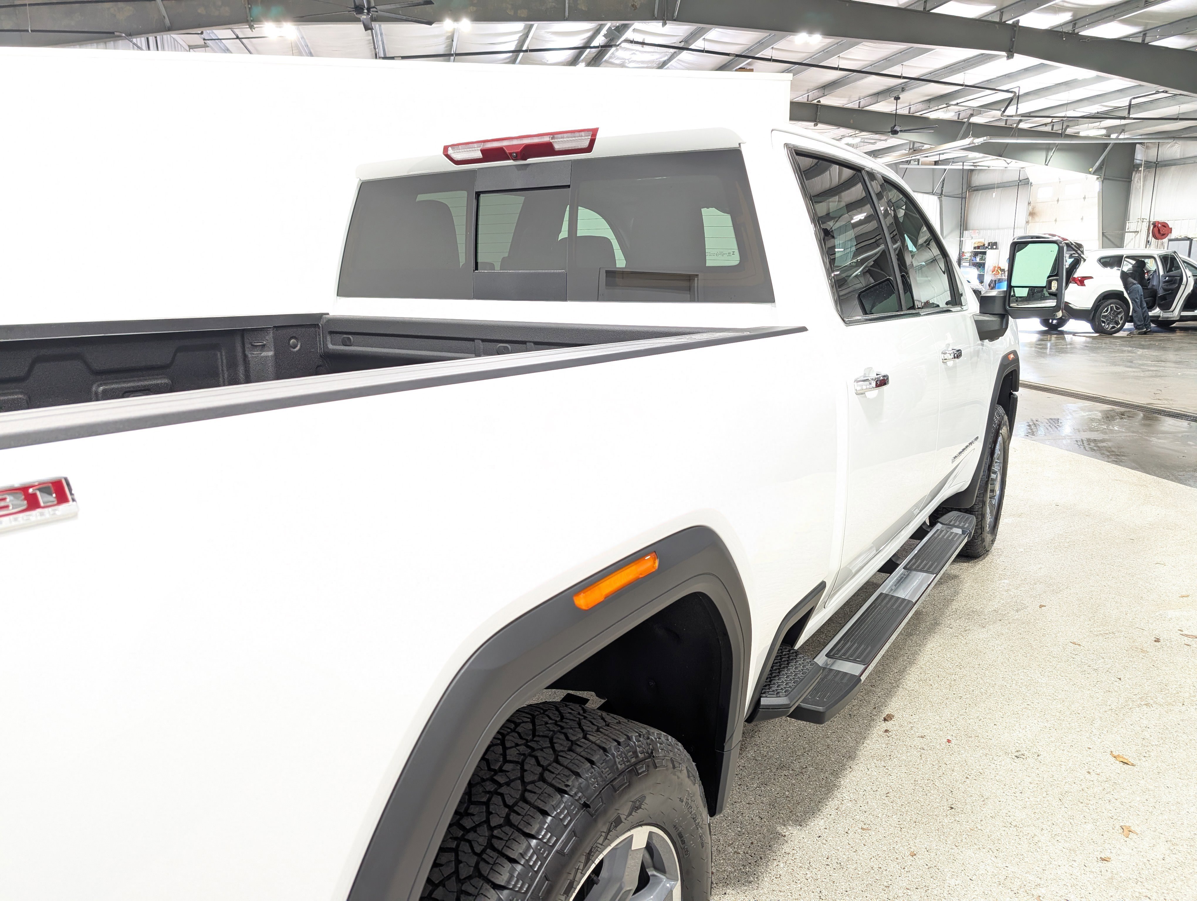 Used 2025 GMC Sierra 3500 SLT w/ SLT Premium Package image 3