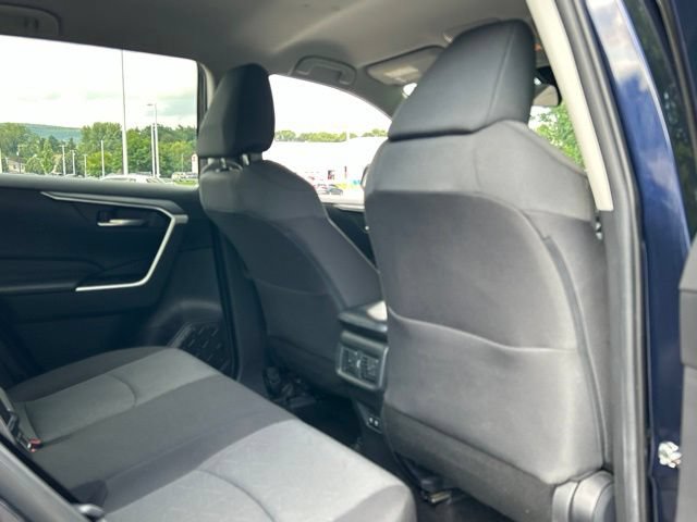 Used 2020 Toyota RAV4 XLE w/ All Weather Liner Package AWD/4WD image 38