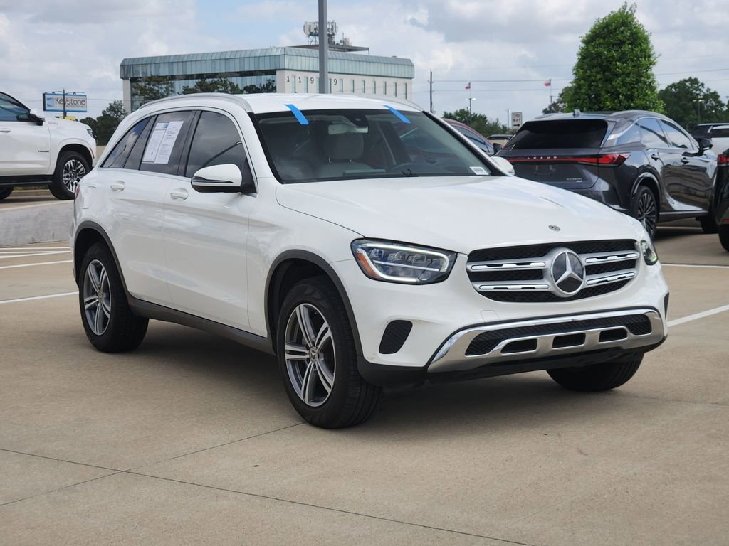Used 2020 Mercedes-Benz GLC 300 4MATIC image 3