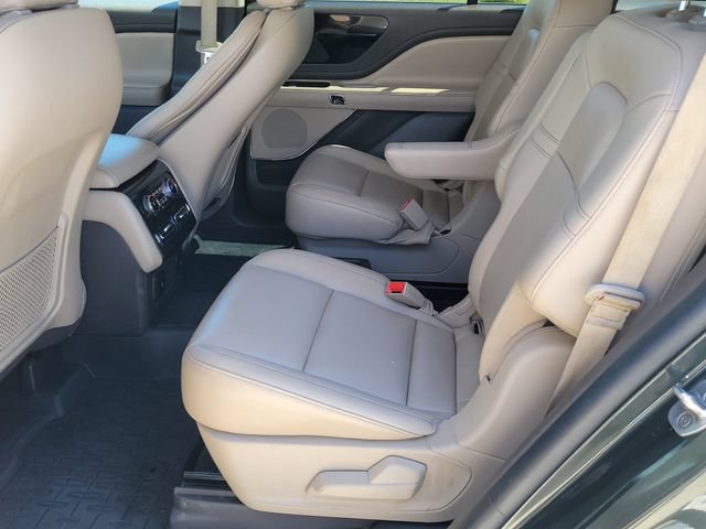 Used 2022 Lincoln Aviator AWD w/ Premium Package image 8
