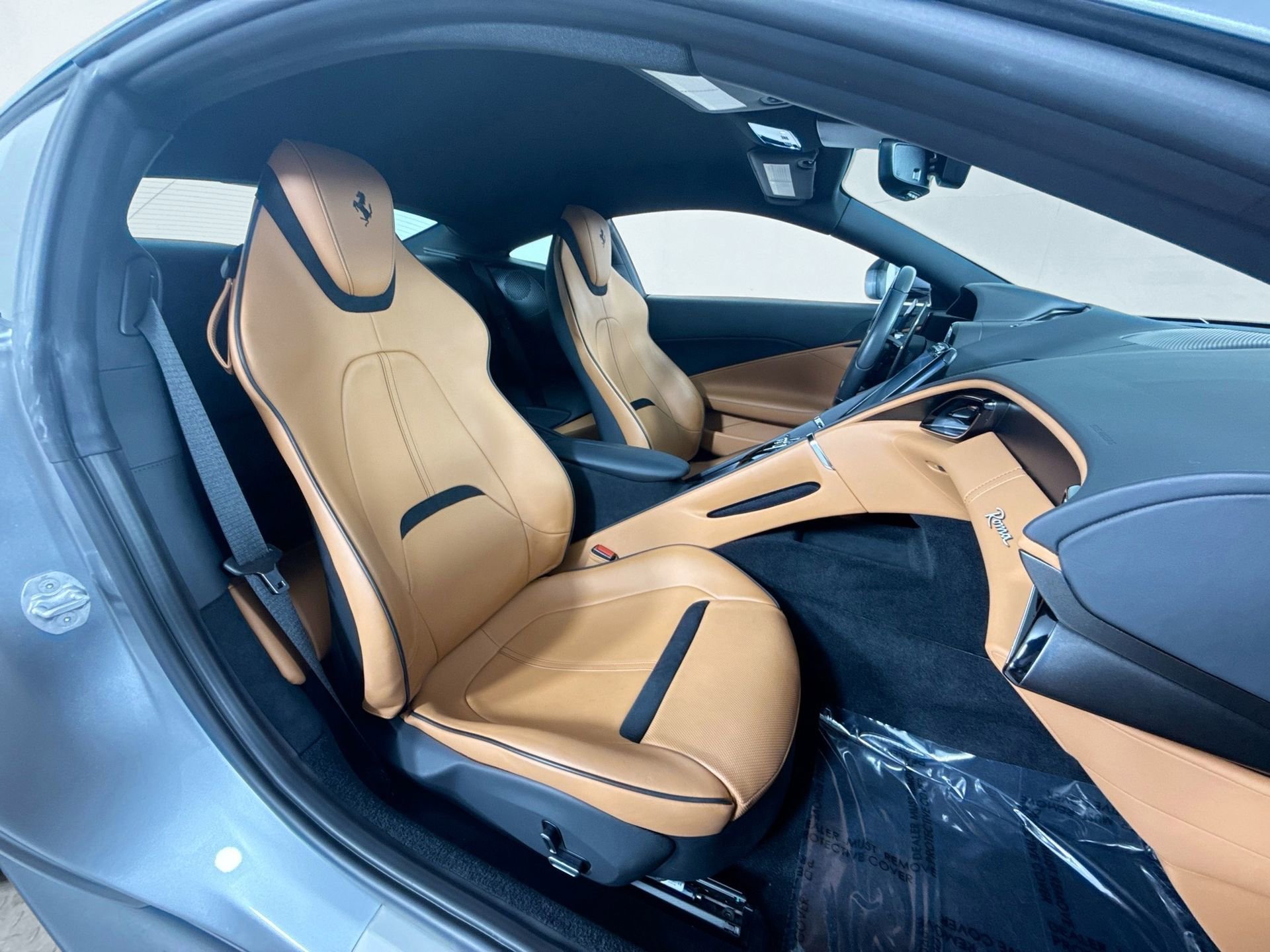 Certified 2022 Ferrari Roma Base image 21