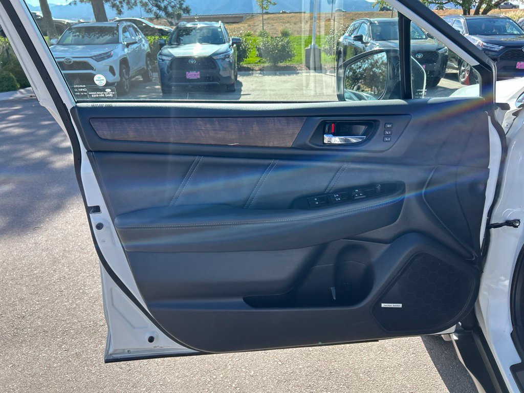 Used 2019 Subaru Outback 2.5i Limited AWD/4WD image 22