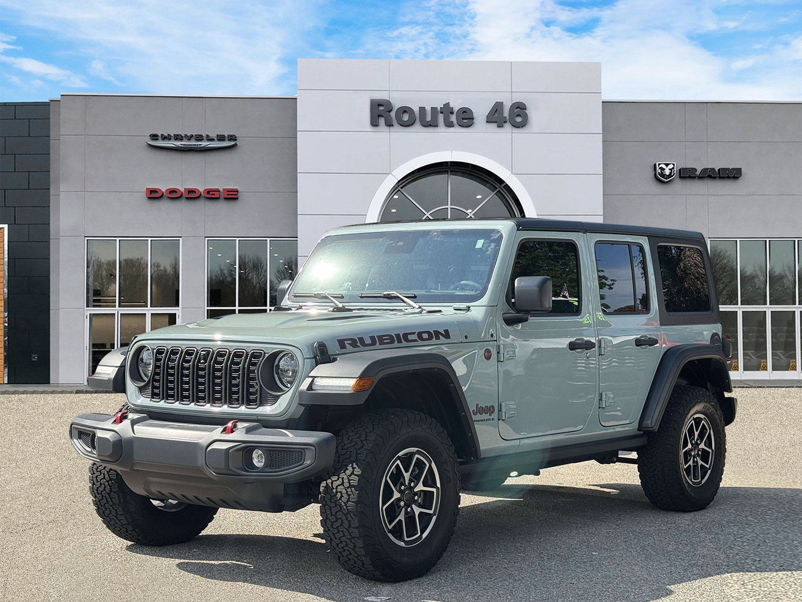 Used 2024 Jeep Wrangler Unlimited Rubicon w/ Technology Group AWD/4WD image 2