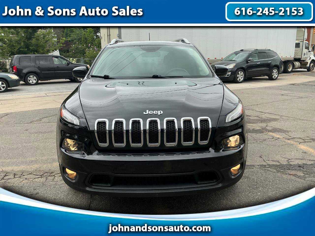 Used 2016 Jeep Cherokee Latitude w/ Cold Weather Group image 1