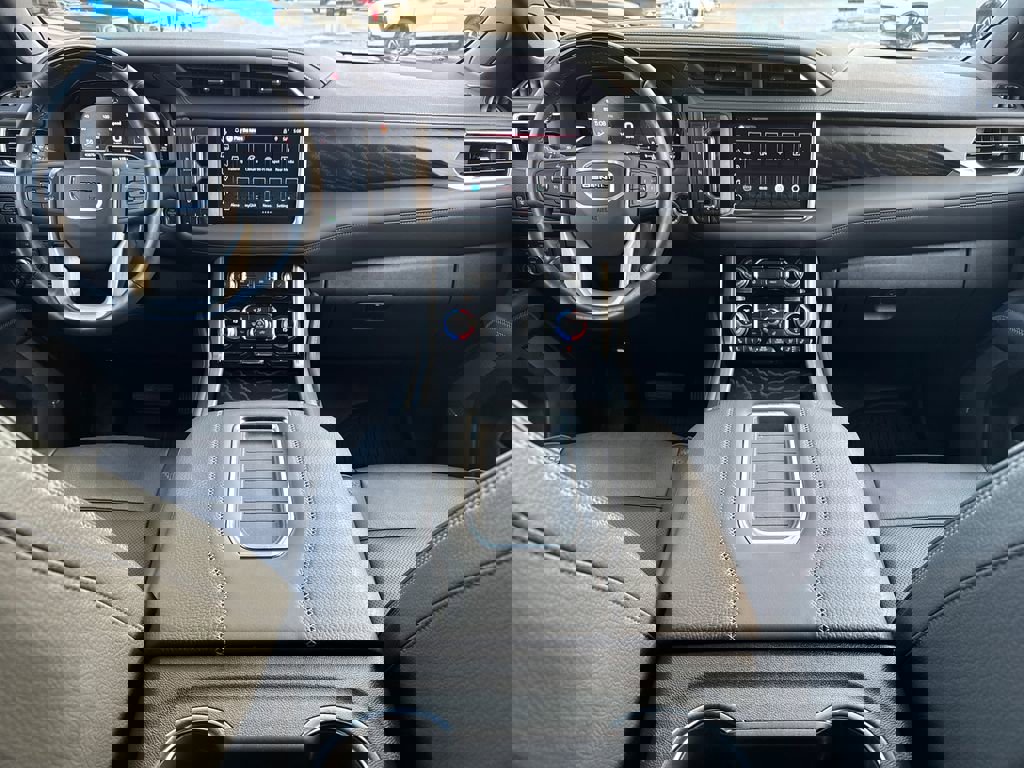 Certified 2023 GMC Yukon XL Denali w/ Denali Reserve Package image 19