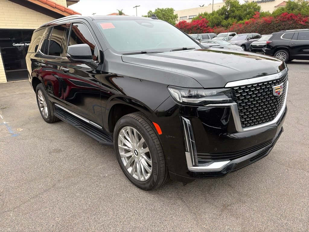 Used 2021 Cadillac Escalade Premium Luxury AWD/4WD image 3