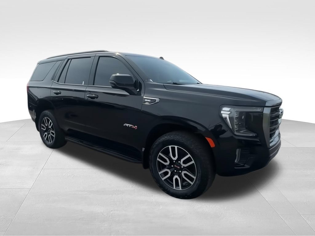 Used 2024 GMC Yukon AT4 w/ Technology Package AWD/4WD image 2