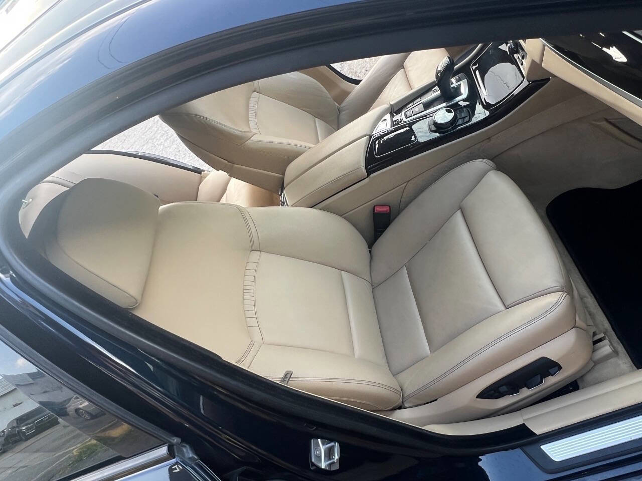 Used 2015 BMW 535i Sedan RWD image 19