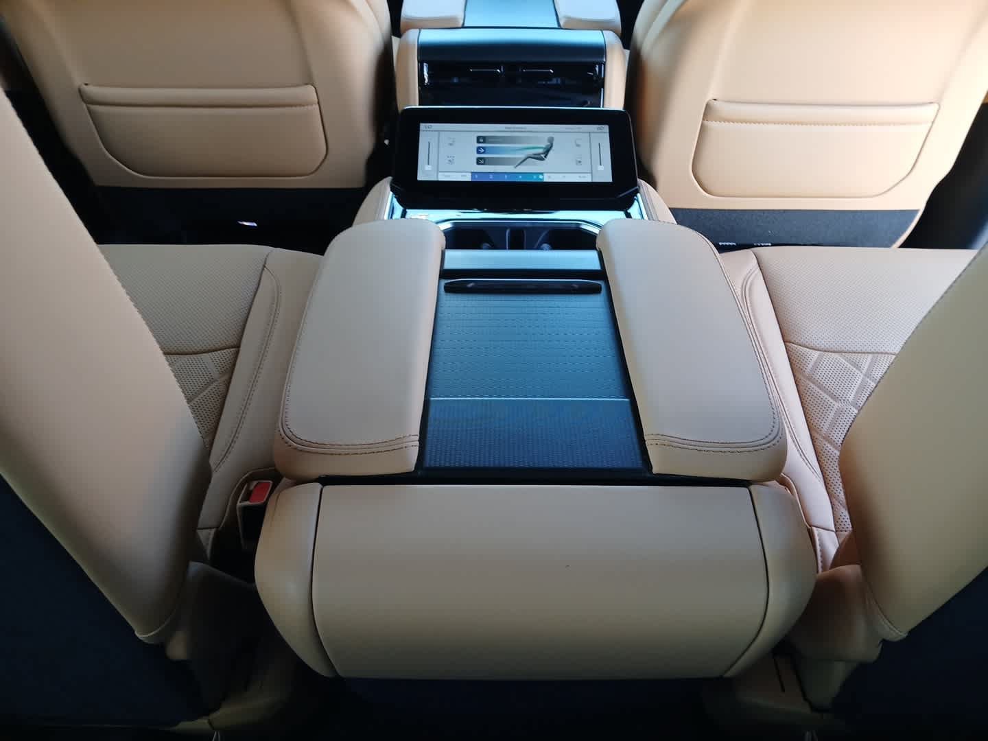 New 2026 Jeep Grand Wagoneer Summit AWD/4WD image 88