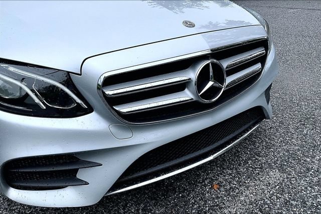 Used 2019 Mercedes-Benz E 300 4MATIC image 37