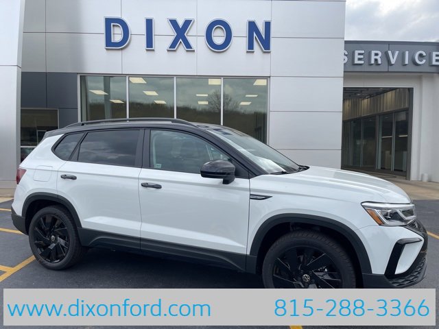 New 2024 Volkswagen Taos SE image 1