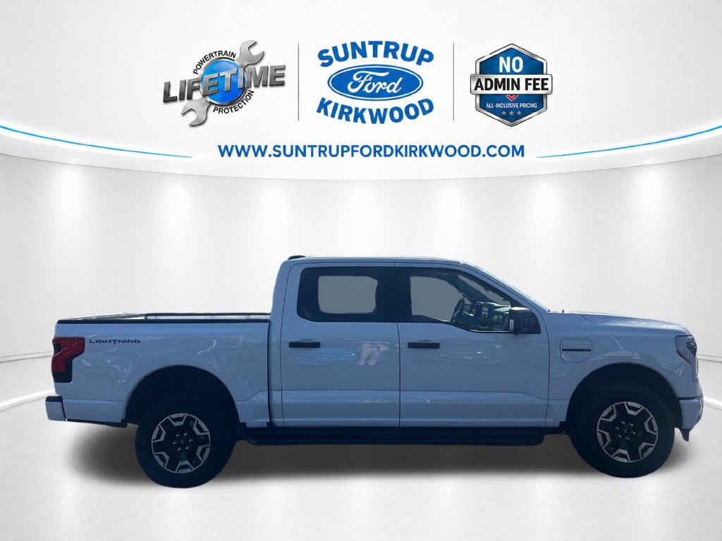 Certified 2023 Ford F150 Lightning XLT AWD/4WD image 8