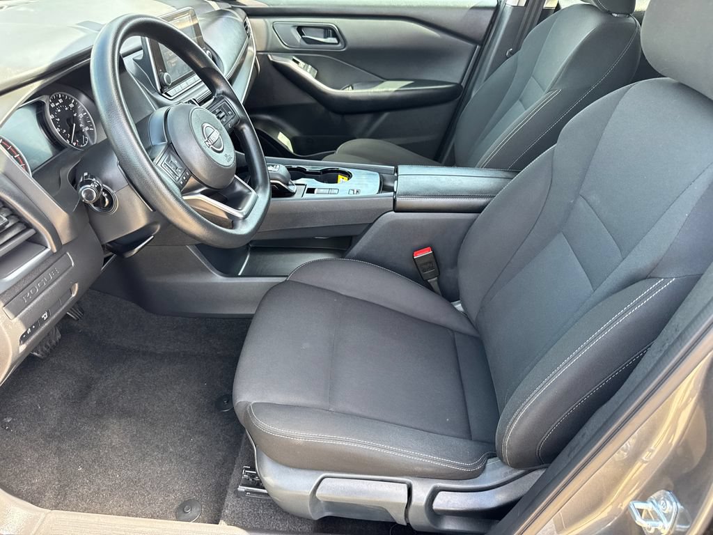 Used 2024 Nissan Rogue S FWD image 24