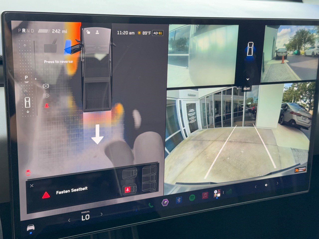 Used 2025 Tesla Cybertruck AWD Crew Cab image 24