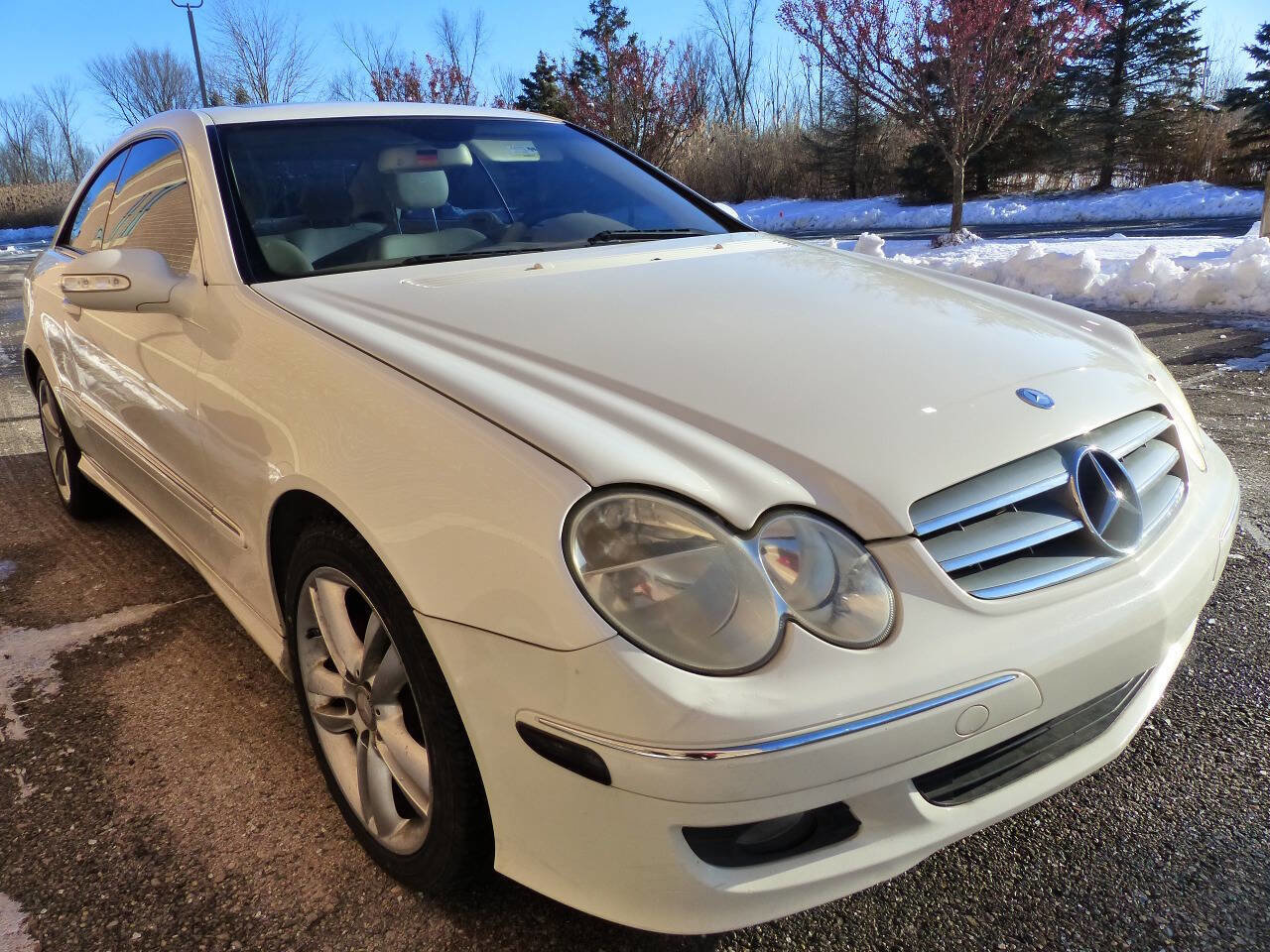 Used 2009 Mercedes-Benz CLK 350 Coupe image 10