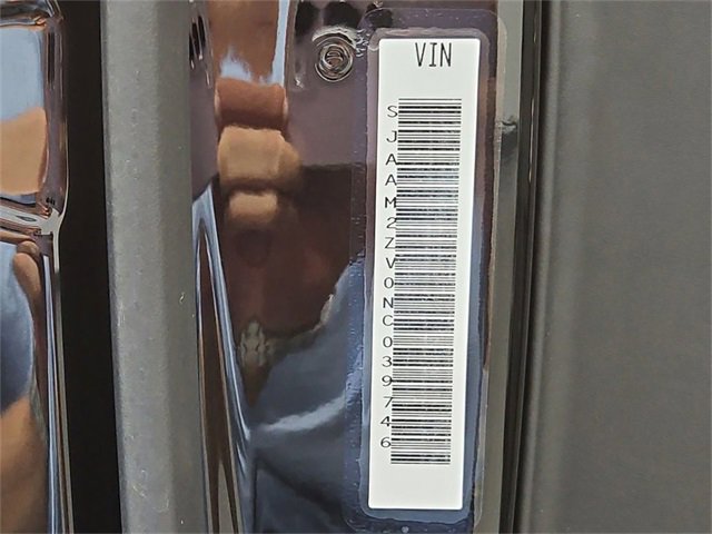 Used 2022 Bentley Bentayga image 57